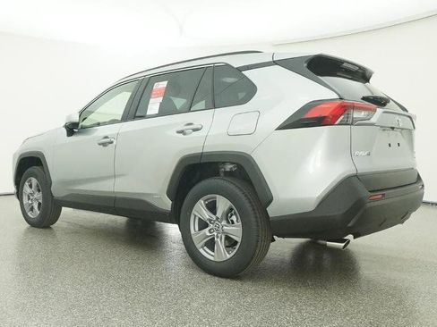 Certified 2025 Toyota RAV4 XLE image 28