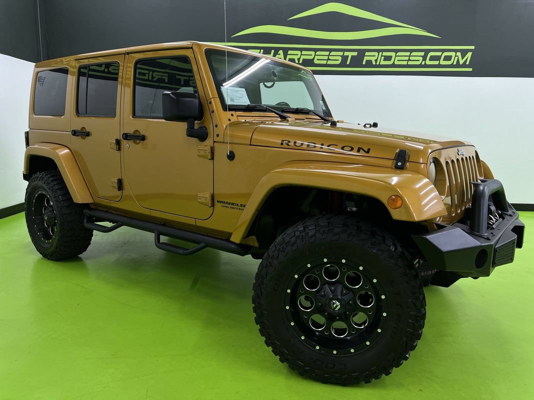 Used 2014 Jeep Wrangler Unlimited Rubicon w/ Max Tow Package AWD/4WD image 1