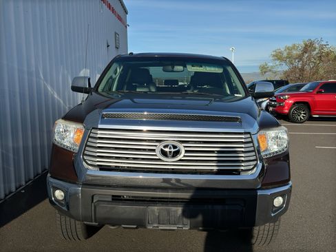 Used 2017 Toyota Tundra Limited w/ Limited Premium Package image 2