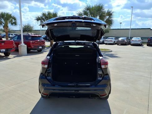 Used 2023 Nissan Kicks SR w/ SR Premium Package image 20