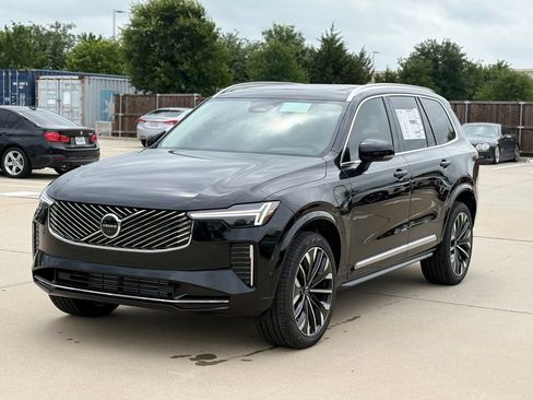 New 2026 Volvo XC90 T8 Ultra w/ Lounge Package AWD/4WD image 3