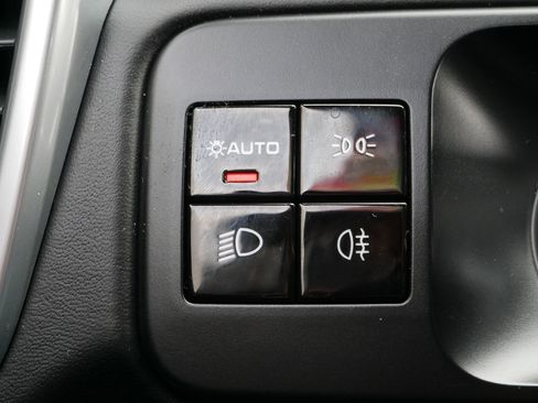 Used 2020 Porsche Cayenne Turbo S image 26