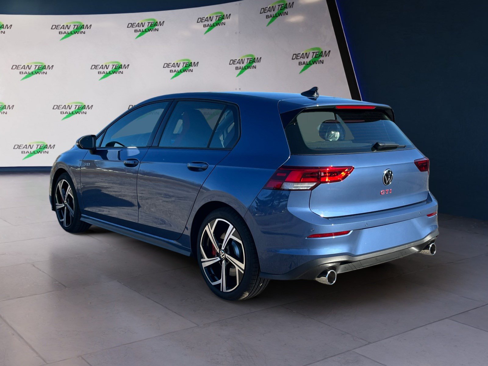 New 2026 Volkswagen GTI SE FWD image 5