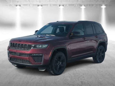 New 2026 Jeep Grand Cherokee Limited w/ Limited Altitude Package image 4