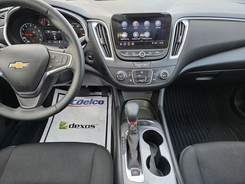 Used 2024 Chevrolet Malibu RS image 24