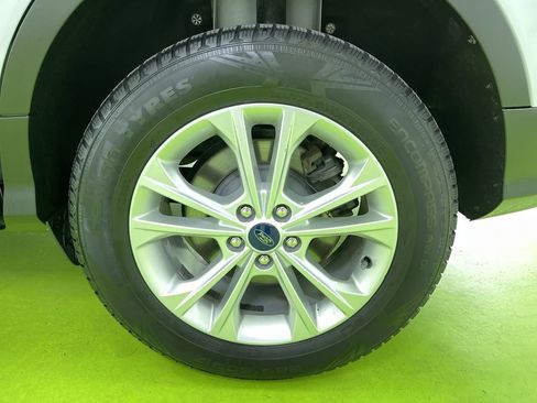 Used 2017 Ford Escape SE image 14