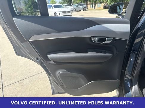 Certified 2025 Volvo XC90 B5 Core AWD/4WD image 18