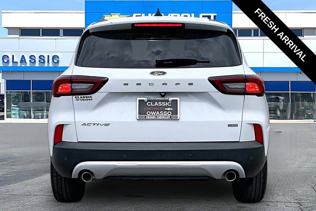 Used 2023 Ford Escape Active w/ Tech Pack #1 FWD image 4