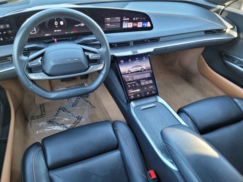 Used 2025 Lucid Air Touring AWD/4WD image 18