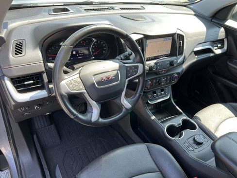 Used 2021 GMC Terrain SLT w/ Infotainment Package II AWD/4WD image 14