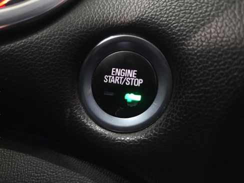 Used 2016 Chevrolet Malibu Hybrid w/ Leather Package FWD image 18