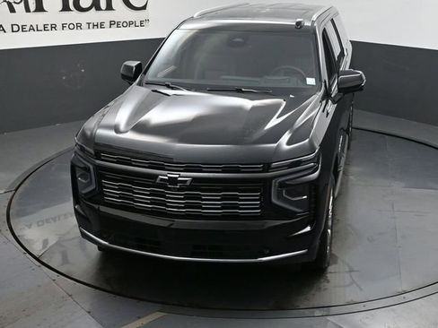 New 2026 Chevrolet Suburban High Country w/ Sun And Tow Package image 20