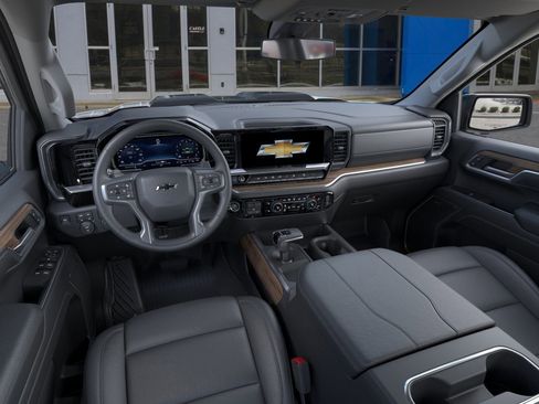 New 2026 Chevrolet Silverado 1500 LT Trail Boss image 3