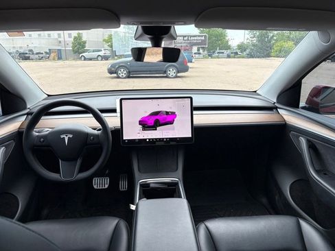 Used 2022 Tesla Model Y Performance AWD/4WD image 14