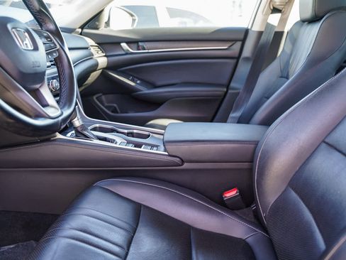 Used 2022 Honda Accord EX-L image 16