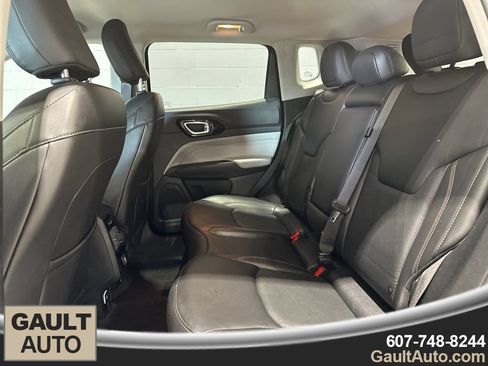 Used 2022 Jeep Compass Limited AWD/4WD image 14