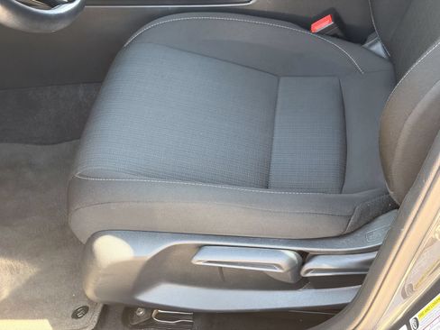 Used 2023 Honda Civic EX image 19