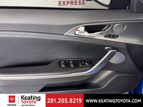 Used 2018 Kia Stinger GT1 image 10