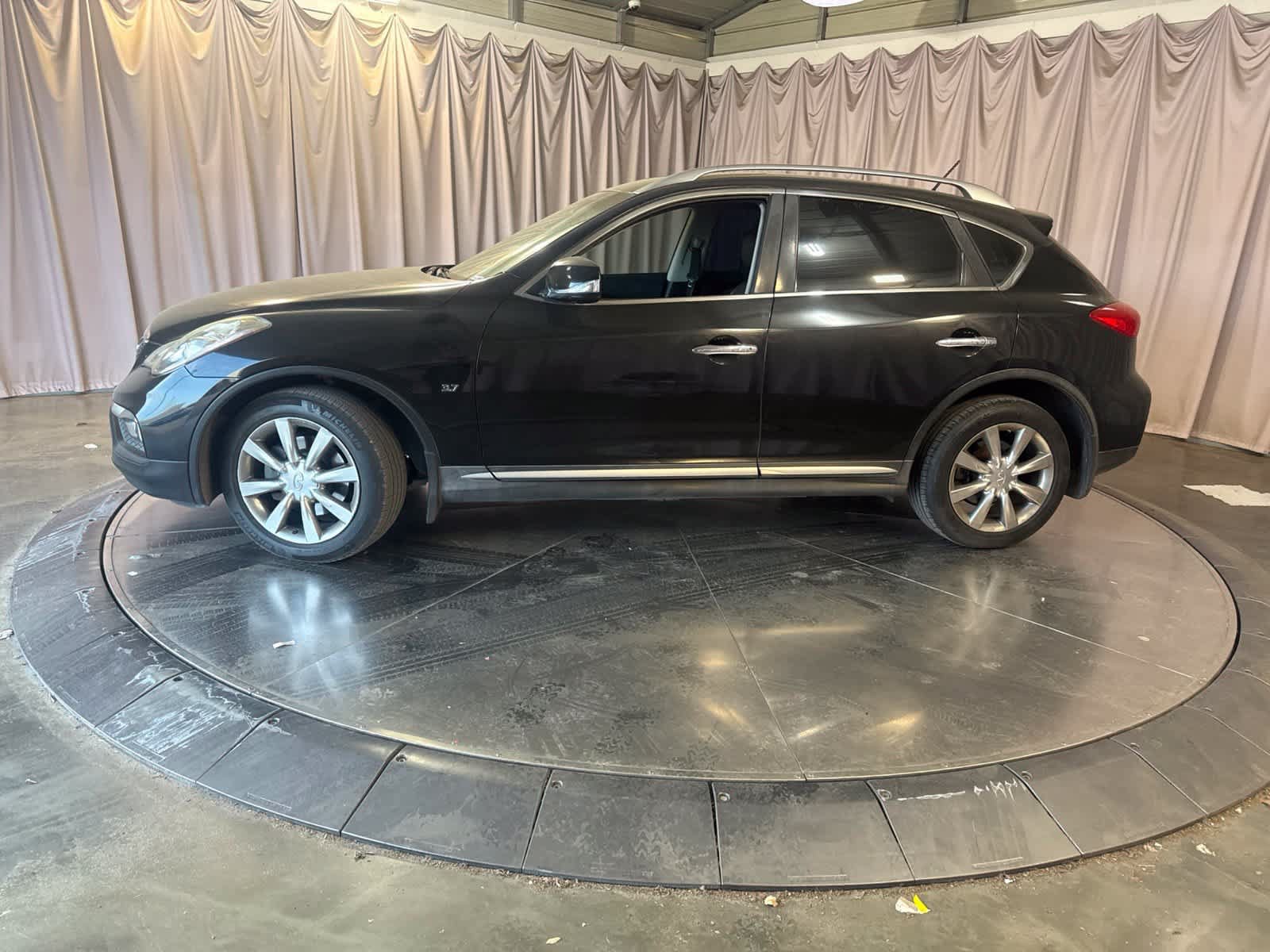 Used 2016 INFINITI QX50 2WD w/ Premium Plus Package image 6