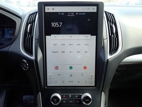 Used 2024 Ford Edge SEL image 14