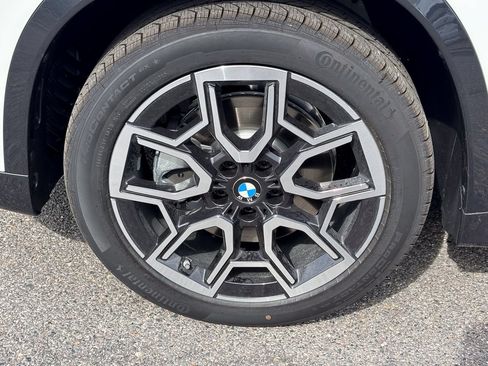 New 2026 BMW X1 xDrive28i w/ Technology Package AWD/4WD image 8