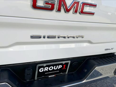 Used 2025 GMC Sierra 1500 SLT RWD image 30