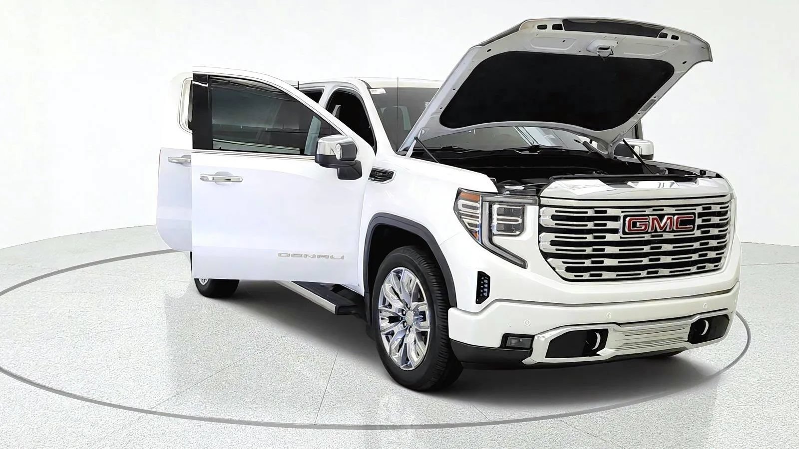 Used 2024 GMC Sierra 1500 Denali w/ Denali Reserve Package AWD/4WD image 12