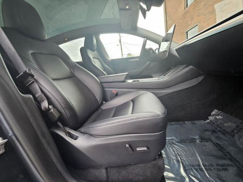 Used 2023 Tesla Model Y Long Range image 57