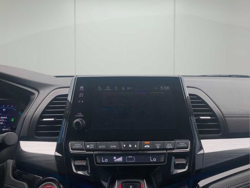 Used 2022 Honda Odyssey Elite image 21