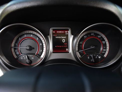Used 2018 Dodge Journey Crossroad AWD/4WD image 29