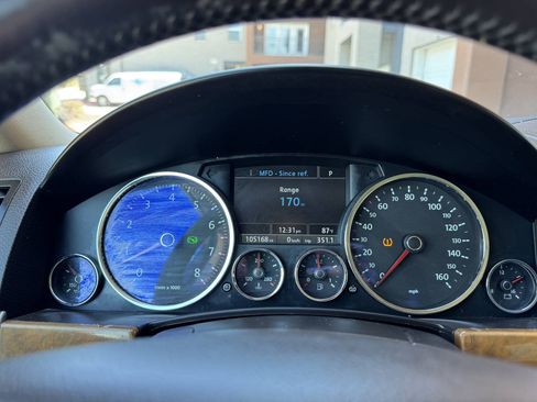 Used 2008 Volkswagen Touareg V6 AWD/4WD image 16