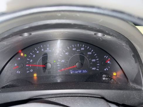 Used 2011 Toyota Camry LE image 29