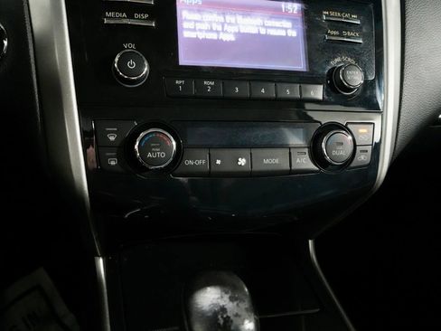 Used 2014 Nissan Altima 2.5 SL w/ Moonroof Package image 20