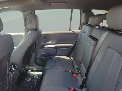 Certified 2026 Mercedes-Benz GLB 250 image 6