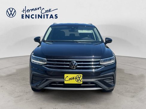 Certified 2023 Volkswagen Tiguan SE FWD image 8