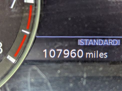 Used 2019 INFINITI QX50 Essential w/ Premium Heat Package image 5