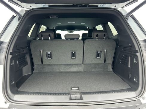 New 2026 GMC Acadia Elevation AWD/4WD image 38