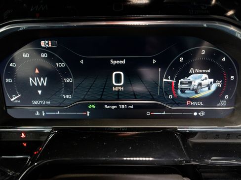 Used 2024 GMC Sierra 2500 SLE w/ SLE Value Package image 26