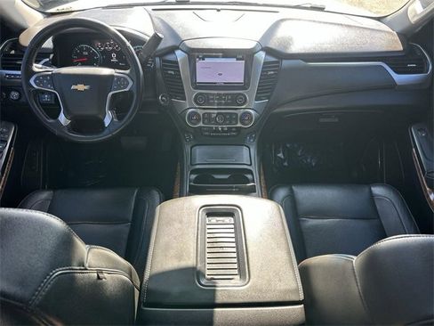 Used 2019 Chevrolet Suburban Premier w/ RST 6.2L Performance Edition image 20