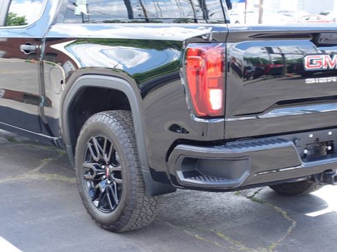 Used 2023 GMC Sierra 1500 Pro w/ Graphite Edition AWD/4WD image 10
