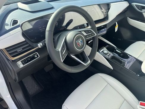 New 2026 Buick Envision Avenir image 17