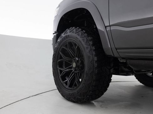 Used 2019 RAM 1500 Limited AWD/4WD image 17