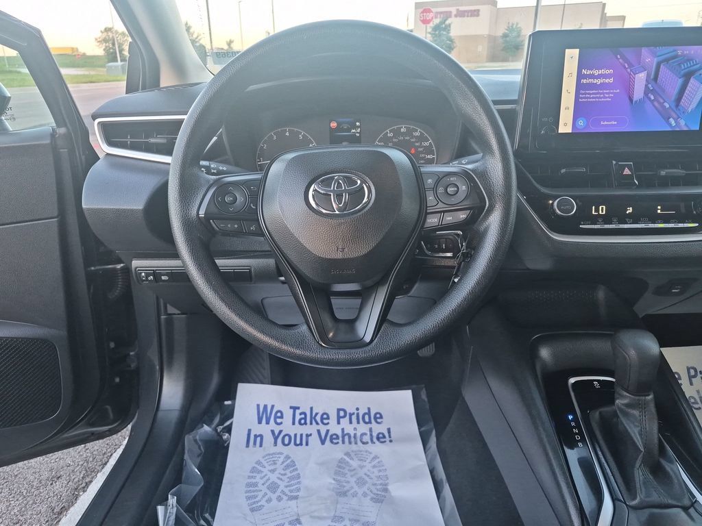 Used 2024 Toyota Corolla LE FWD image 13