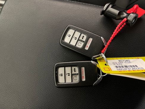 Used 2018 Honda Accord Touring image 27