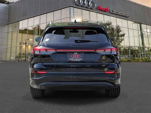 Used 2025 Audi Q4 e-tron Premium Plus w/ Premium Plus image 3