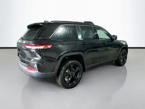 New 2026 Jeep Grand Cherokee Limited w/ Limited Altitude Package AWD/4WD image 6