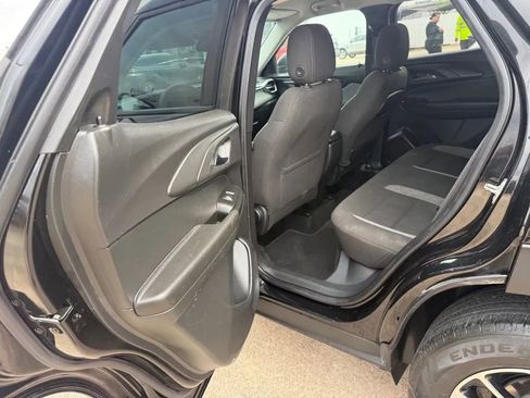 Used 2024 Chevrolet TrailBlazer LT FWD image 7