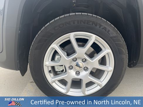 Used 2023 Jeep Renegade Latitude image 9