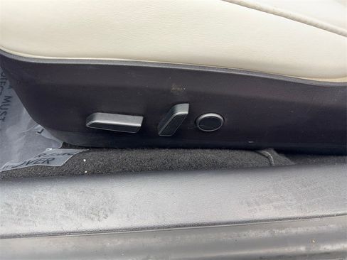 Used 2021 Tesla Model 3 Performance image 30