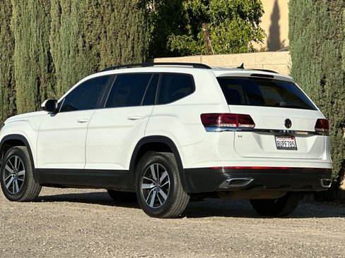 Certified 2021 Volkswagen Atlas SE image 6